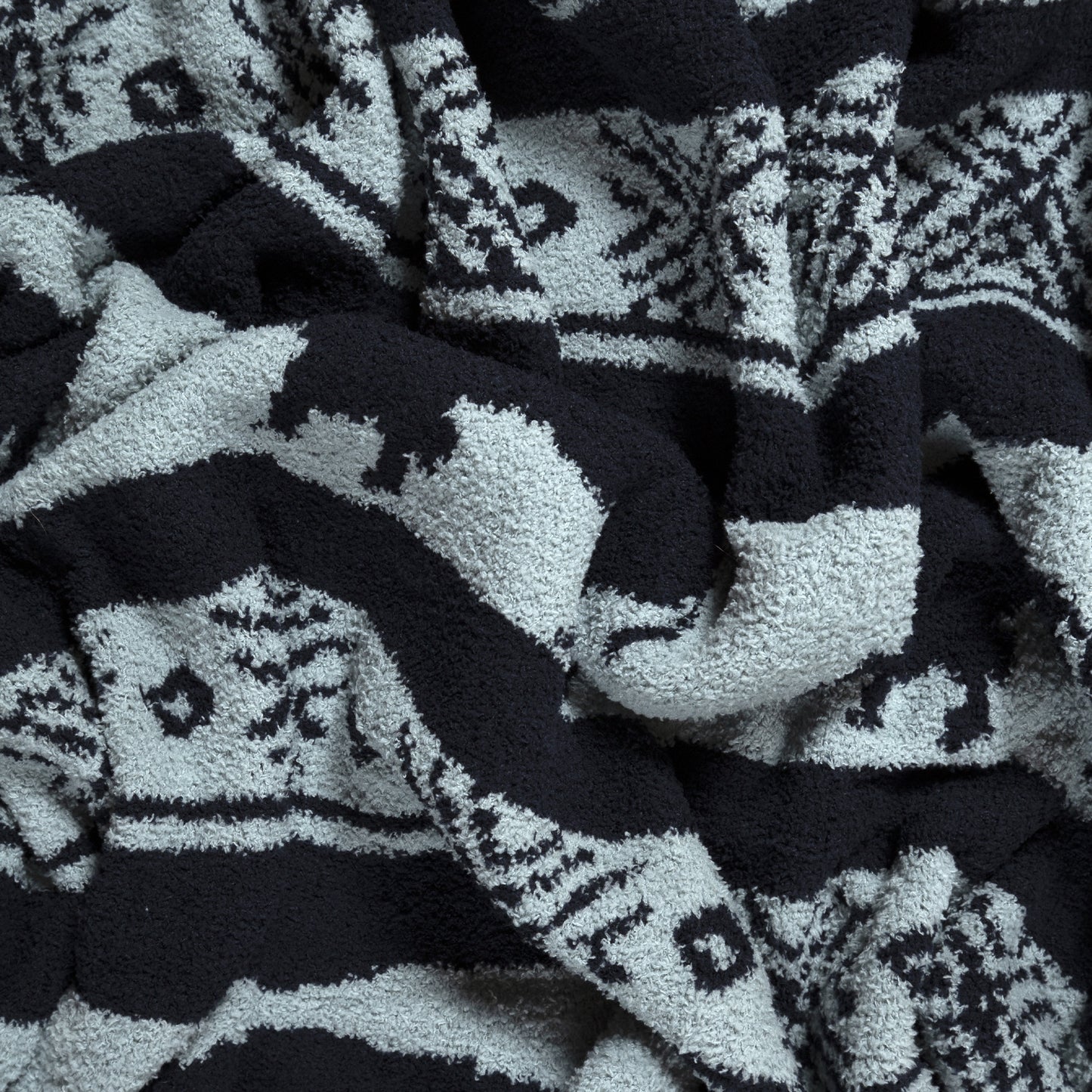 Buffalo Blues Stretchy Throw Blanket