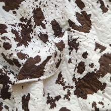 Load image into Gallery viewer, Cowhide Quilt Set