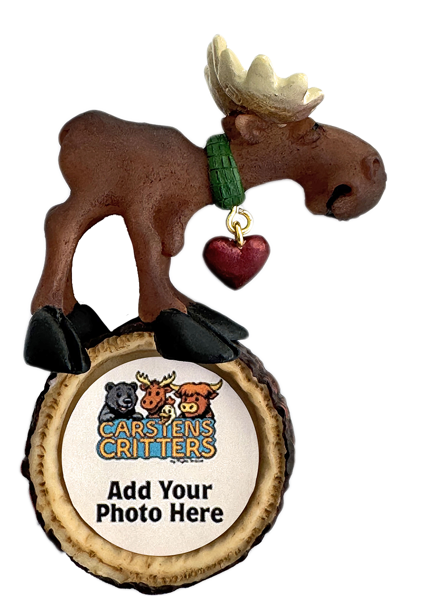 Heart Collar Moose Magnet