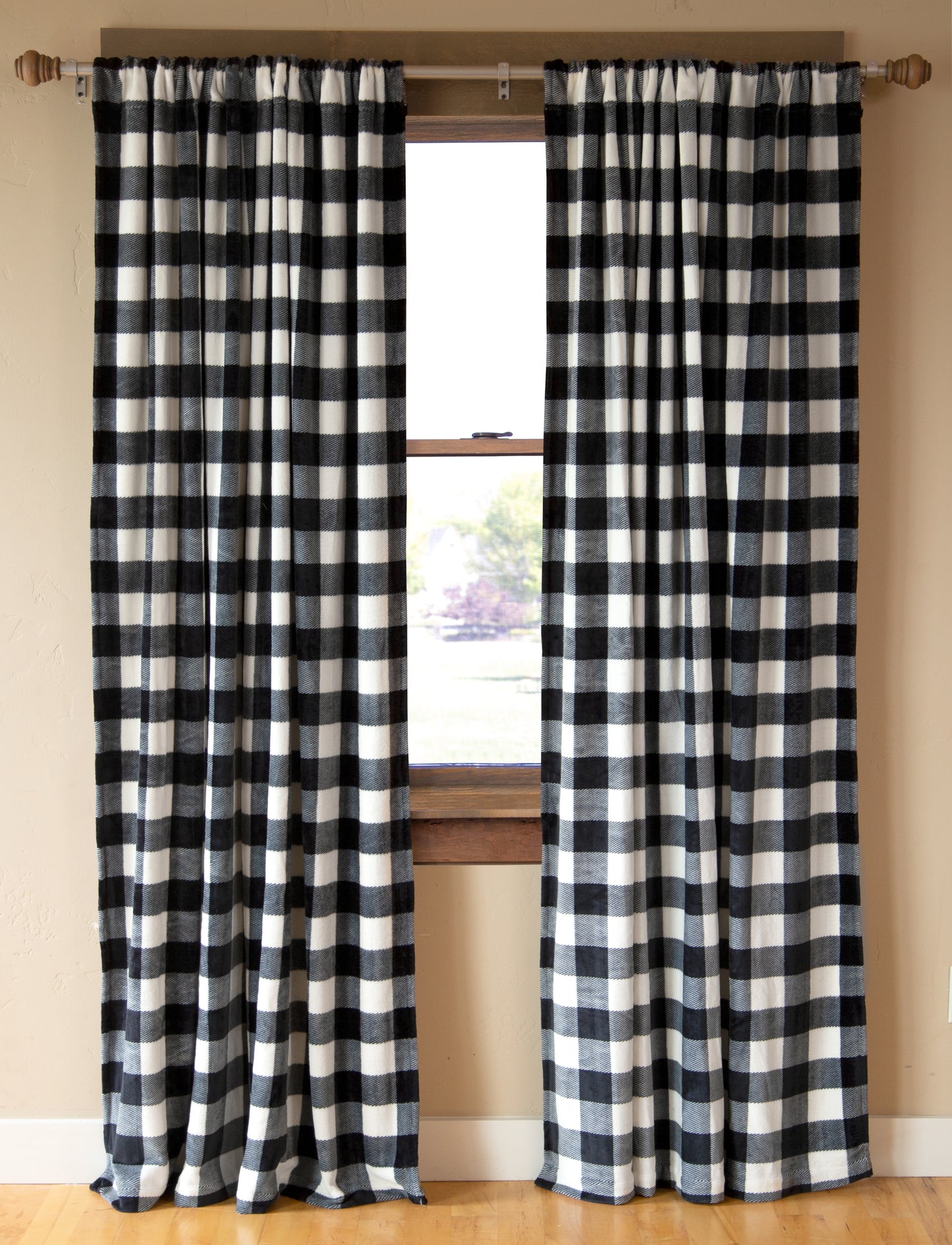 Black & White Lumberjack Plaid Plush Curtains