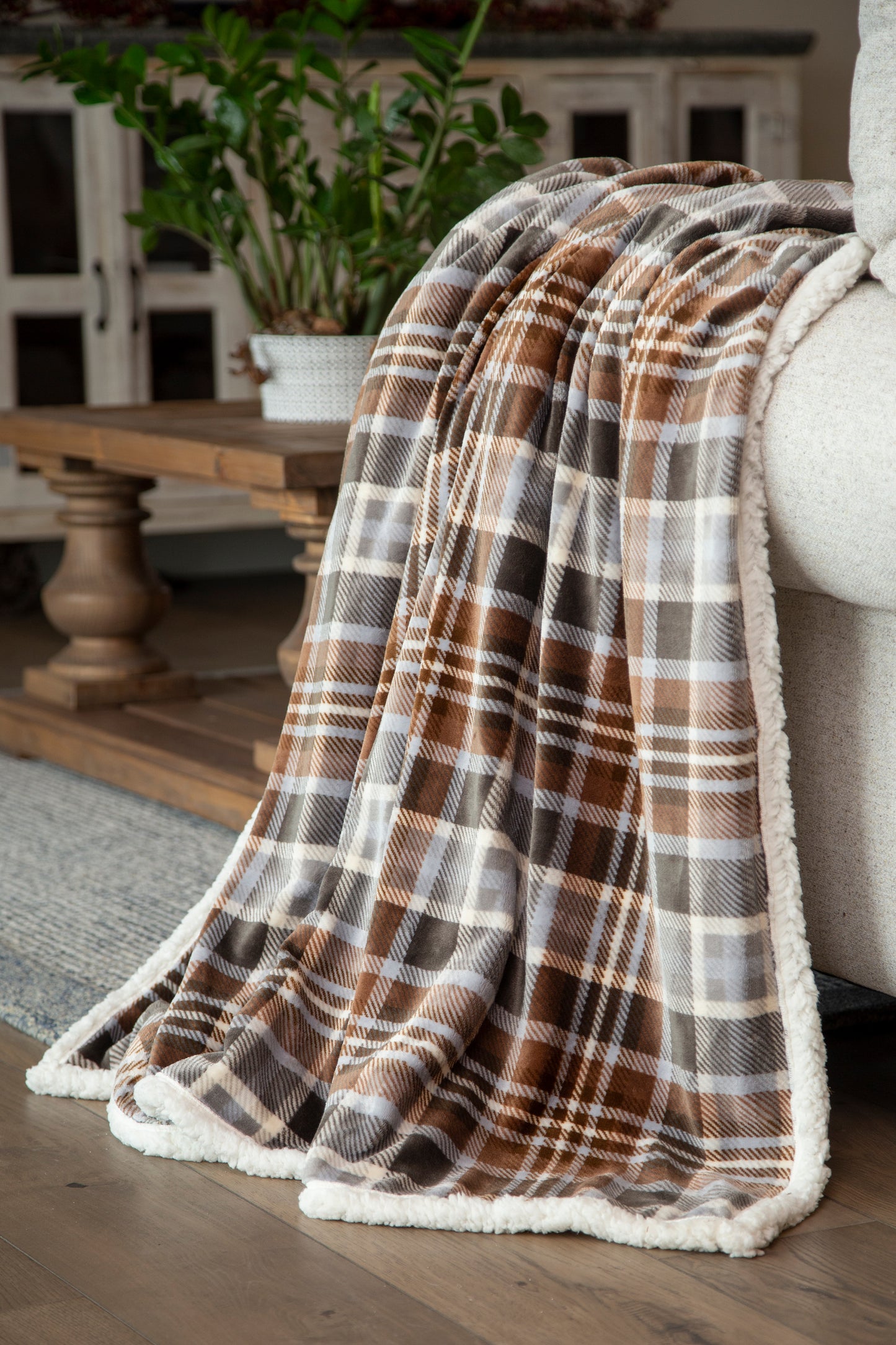 Gray & Chestnut Plaid Plush Sherpa Throw