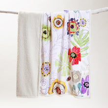 Load image into Gallery viewer, Wildflowers Plush Sherpa Throw