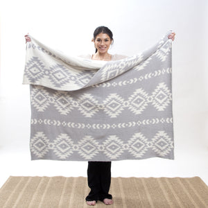 Hazy Grey Stretchy Throw