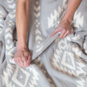 Hazy Grey Stretchy Throw