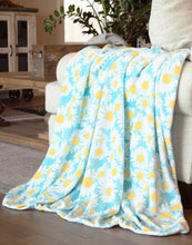 Load image into Gallery viewer, Flower Power Heavy Plush Throw