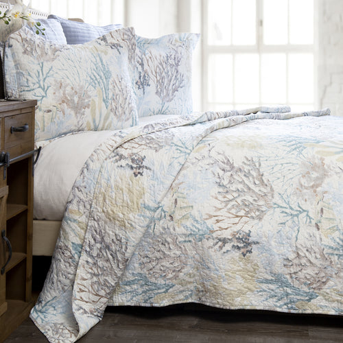 Summer Coastal Quilt Set