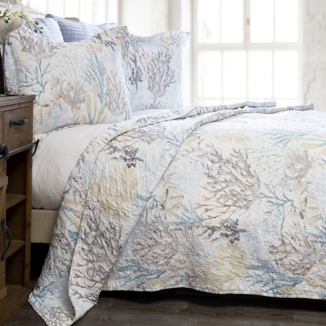 Summer Coastal Quilt Set