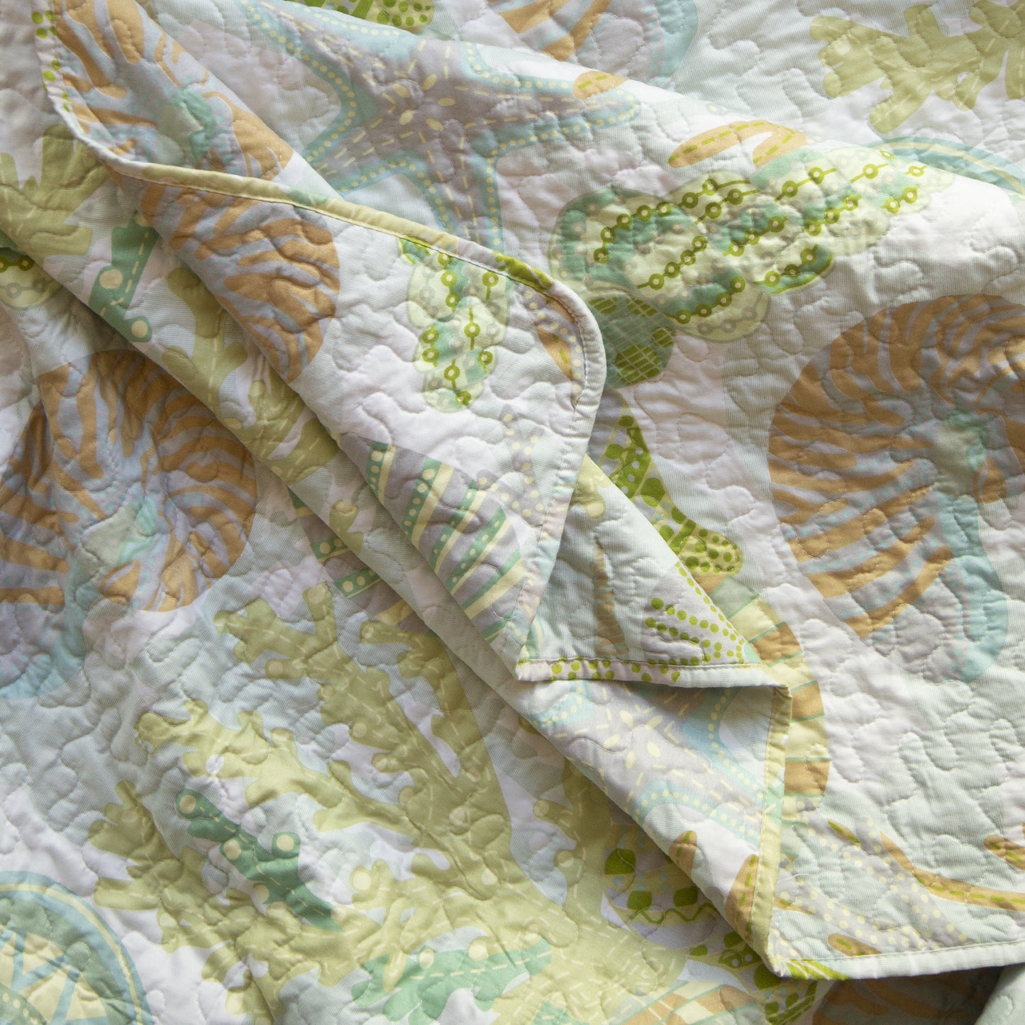 Coastal Reef Quilt Set