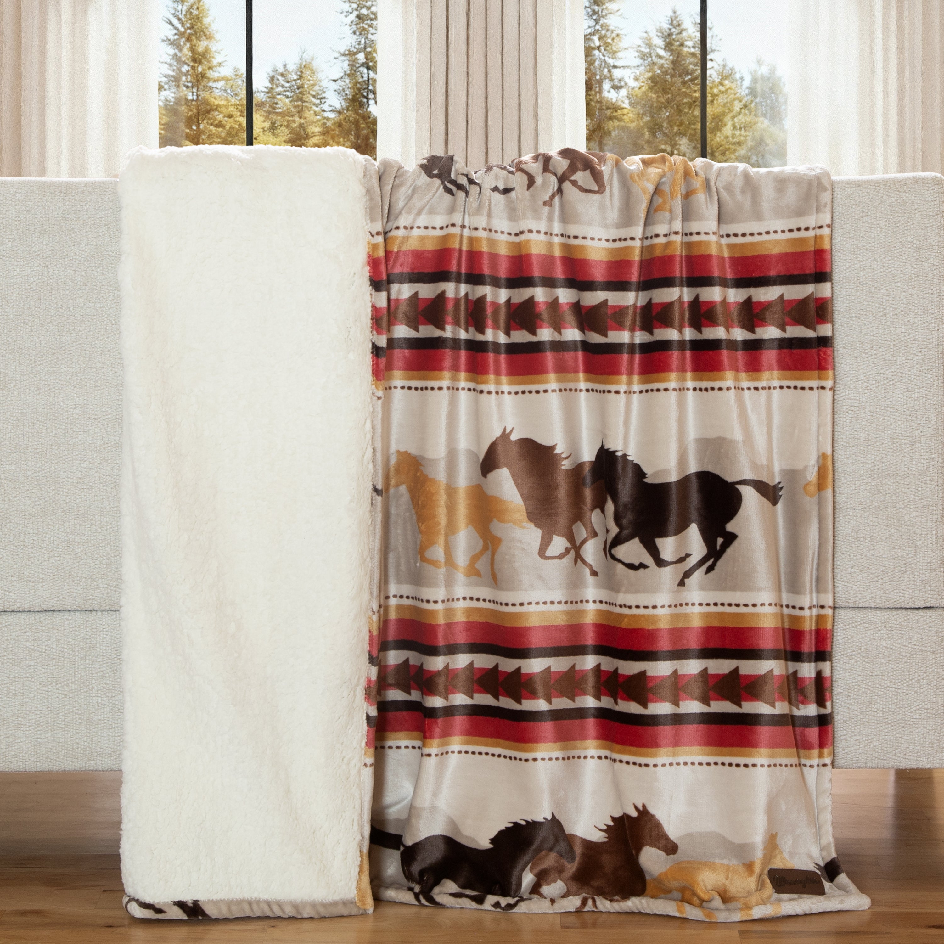 Wrangler® Running Horse Plush Sherpa Throw – Carstens, Inc