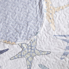 Load image into Gallery viewer, Starfish Quilt Set