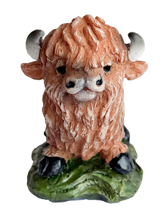 Mini Highlander Standing Figurine