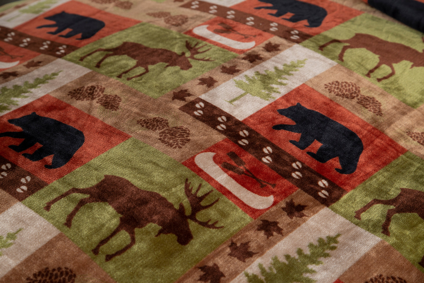Patchwork Lodge Plush Sherpa Comforter Set