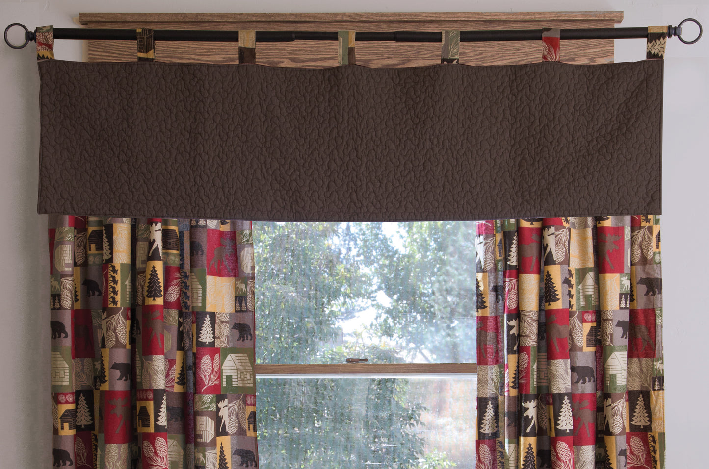 Cabin In The Woods Quilted Valance